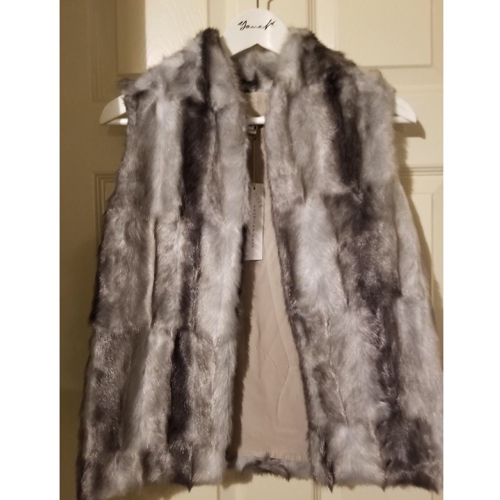 Short-Sleeve Fur Jacket